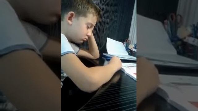 как не надо,учить уроки