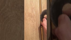 Как быстро удалить плиточный клей с плитки