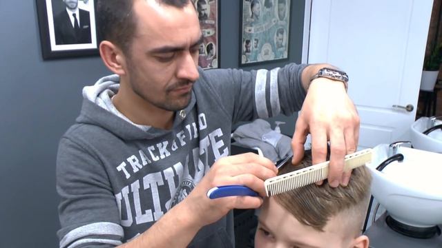 Барбершоп - Моя новая стрижка Chop Chop Barbershop Vlog | Уфа смотреть онлайн