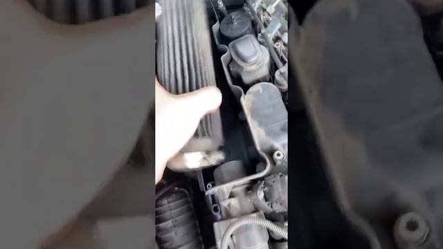 Replacing the dirty old sports air filter on a e46 320dat