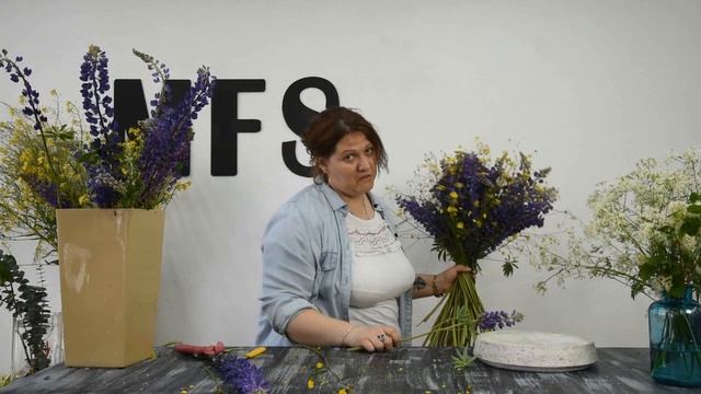 Мастер класс. Полевой летний букет смотреть онлайн