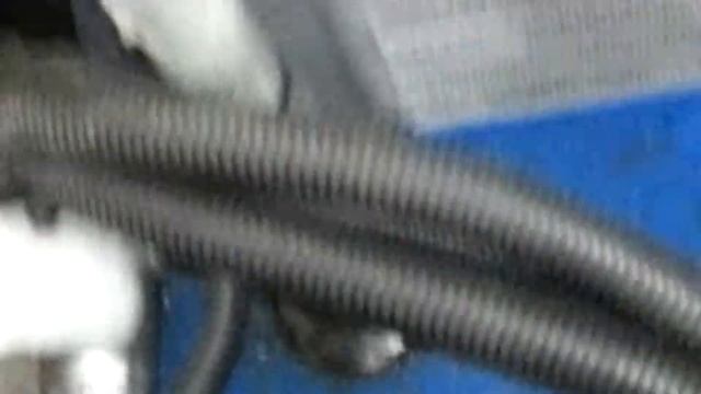 Демонстрация работы одновалового шредера