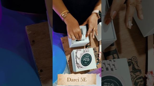 Unboxing & review 'Michael Kors Gen 5E Darci Smartwatch' Rose Gold смотреть онлайн