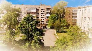 Смена сезонов во дворе