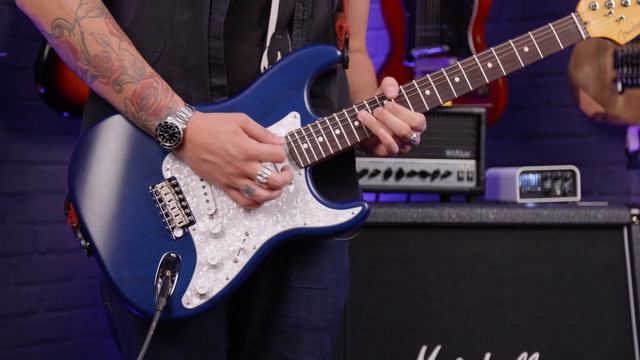 Fender Cory Wong Signature Stratocaster! - Crazy Unique Features & Accessories! смотреть онлайн