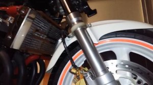 стук в вилке мотоцикла