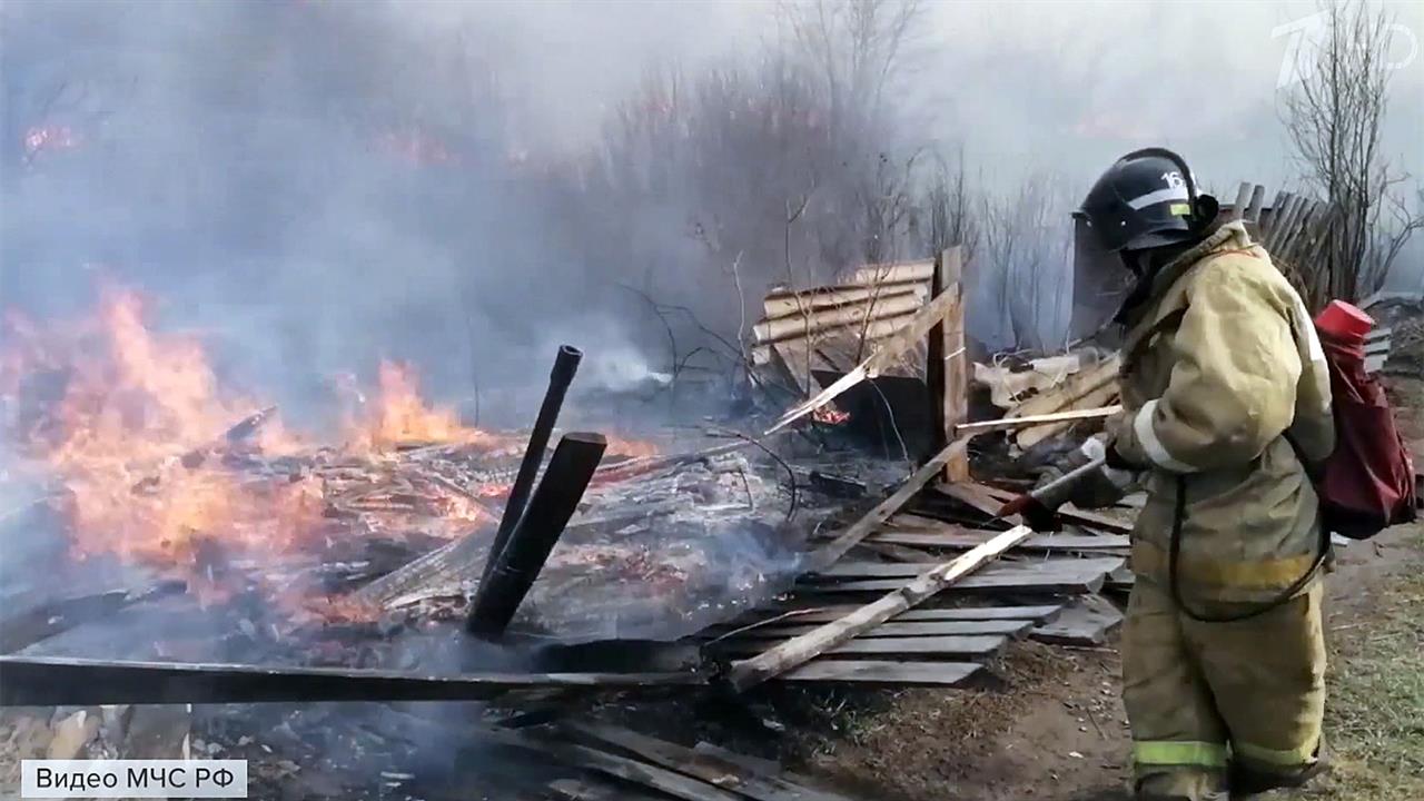 Более 60 домов уже пострадали в результате природных пожаров в Курганской области