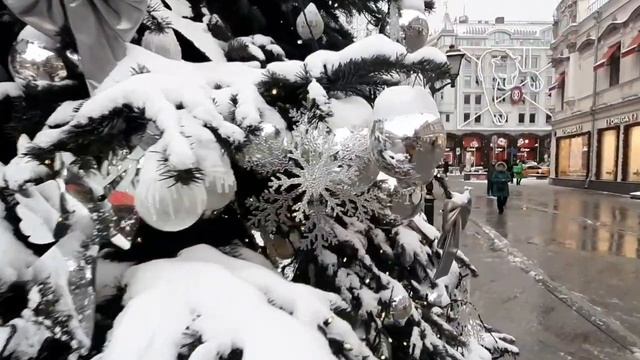 Новогодняя Москва 2022. Путешествие в Рождество.Парад дизайнерских елок "Елки больших  городов"