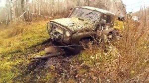 Два УАЗа ( На тракторной резине ) и дизельный Ниссан Террано на бездорожье