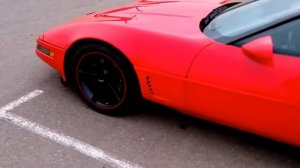 Краткий видео-обзор Chevrolet Corvette C4 (без слов)