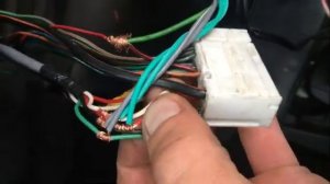 Как подключить Сабвуфер через адаптор к штатной магнитоле MAZDA 6