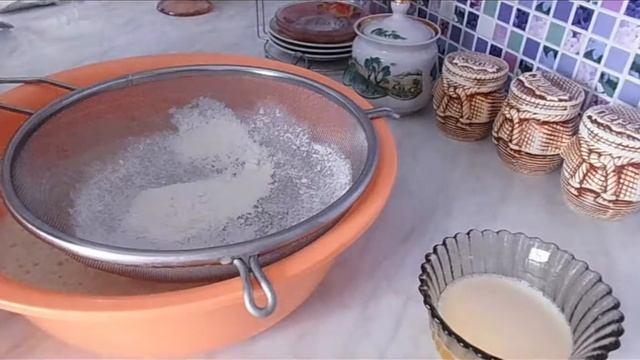 Сосиски в дрожжевом тесте смотреть онлайн