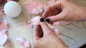 ИГРУШКИ ЦВЕТЫ НА ЕЛКУ СВОИМИ РУКАМИ. Быстро, красиво и бюджетно