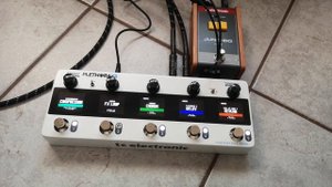 TC ELECTRONIC PLETHORA X5: UNBOXING & Factory Presets DEMO