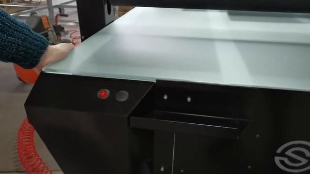 Насколько надёжное стекло у планшетного ламинатора STANBER? смотреть онлайн