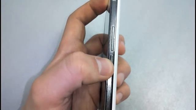 Обзор Lenovo A328 VS Qumo Quest 452 смотреть онлайн