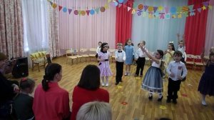 Утренник в детском саду в честь 8 марта 4