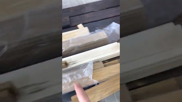 Вагонка и стеновые панели из липы приехали на стройку. Мастер 89185410498 Алексей.