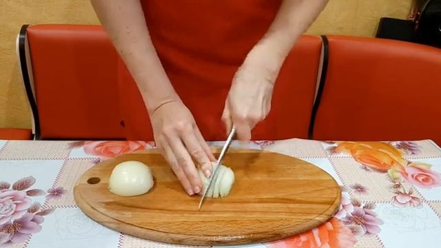 Вкусная Картошечка"У Хозяйки Выходной"! Вкусное горячее!!!#тушенаякартошка#кулинария смотреть онлайн