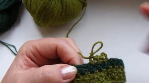 Вязаные перчатки крючком. Часть 1 Knitted gloves hook .