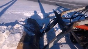 Самодельный мини погрузчик (уборка снега)