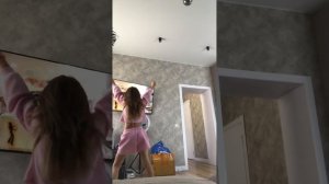 Ну и давайте ещё раз мы станцуем танец а хорошо пишите в комментариях как вам понравился мой танец￼