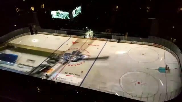 шоу на хоккейном поле. Красиво смотреть онлайн