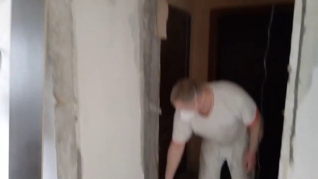 Ремонт квартиры Киев. Расширение бетонного проема в коридоре 2