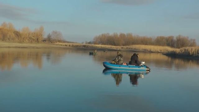 Ловля судака на Чиру перед дождем. Апрель 2015 год. Юрий Философ. смотреть онлайн