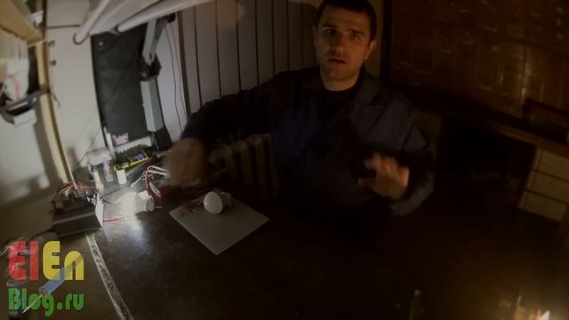 Лампа LED 12V (5W почти…) смотреть онлайн