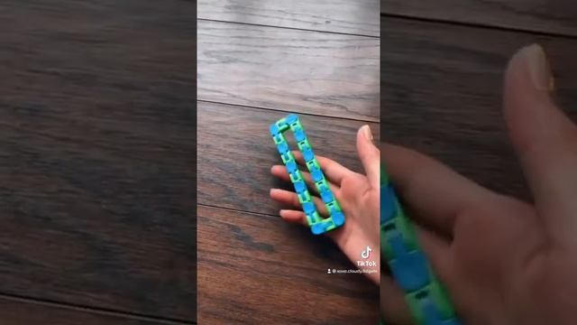 ?MAKING A SNAPPERZ FIDGET WITH A WACKY TRACK?