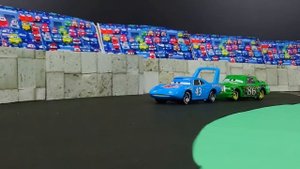 Cars 1 McQueen Lost His Tire Scene Remake! Stop Motion Animation Dinoco 400 Final Lap