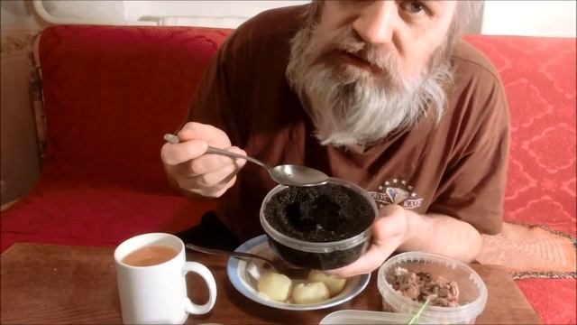 Ем черную икру ложкой смотреть онлайн