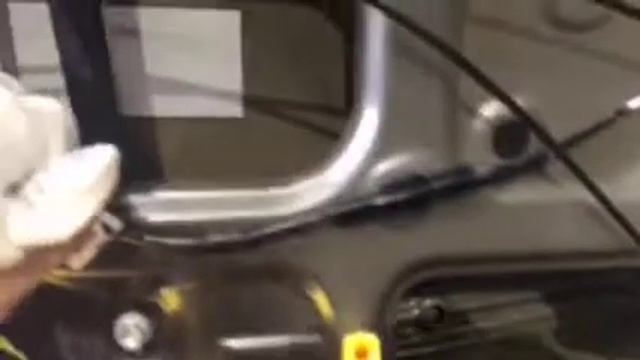 Судя по качеству заводской шумоизоляции, Тойота Королла заглянула к нам на доработку неспроста смотреть онлайн