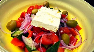 Салат "Греческий" Рецепт салата максимально приближен к оригиналу.