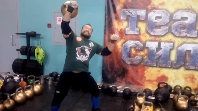 ЕГОР МАКАРОВ. ШВУНГ ГИРИ 68 КГ ПРАВОЙ РУКОЙ. RIGHT-HAND 68KG KETTLEBELL PUSH PRESS. GERAKLION STRON смотреть онлайн