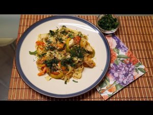 Острая паста с курицей.