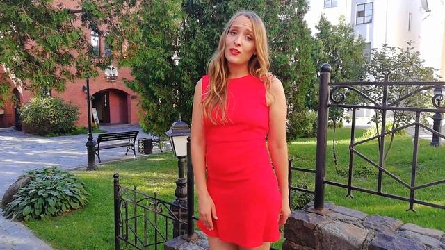 Певица Lena Shad рассказывает историю Троицкого Предместья в Минске смотреть онлайн