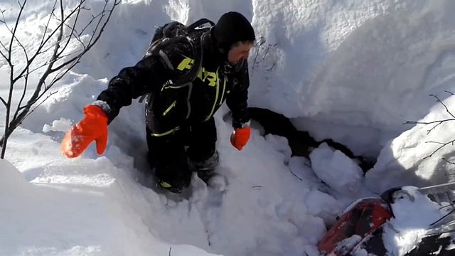 Нырнул в водопад))) 2018/01 Sakhalin snowmobile Сахалин снегоходы Пик чехова смотреть онлайн