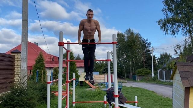 Сет: выходы силой - отжимания от перекладины - подтягивания смотреть онлайн