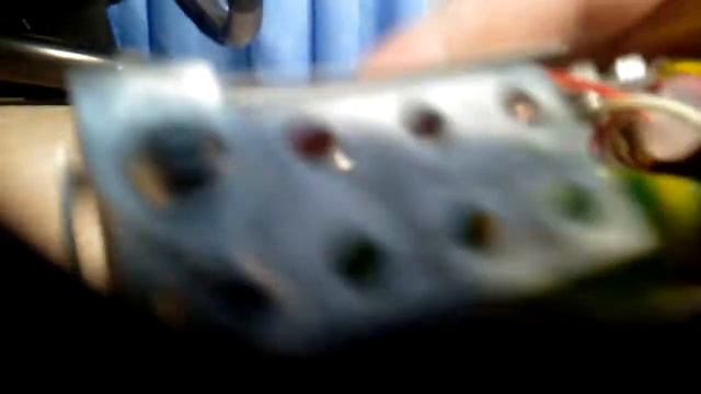 Самодельный мини-фонарик смотреть онлайн