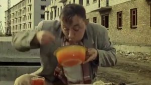 Кто не работает,  тот  ест!  Учись студент!