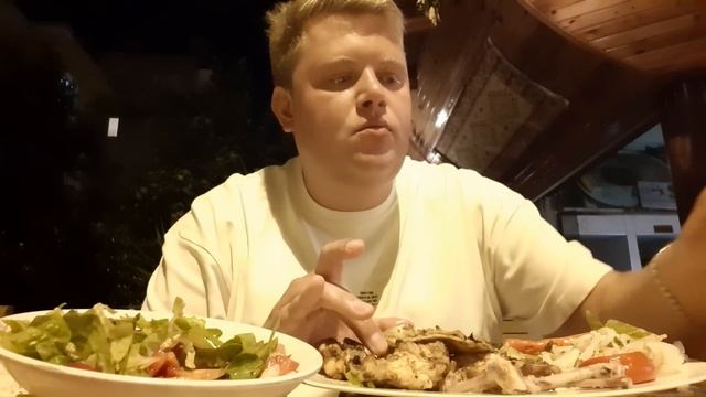 МУКБАНГ? УСТРОИЛ СЕБЕ ШИКАРНЫЙ ПРАЗДНИЧНЫЙ УЖИН В АЛАНЬЕ?? КУРИНЫЕ КРЫЛЫШКИ НА ГРИЛЕ смотреть онлайн