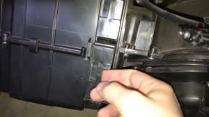 Changing cabin air filter on 2000 Nissan Maxima