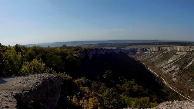 Пещерный город Чуфут-кале. Караимское кладбище. Ночлег в горах. смотреть онлайн