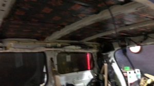 Kia Carnival обзор заводской шумоизоляции и установка дополнительной шумозащиты, шви Комфортмат.