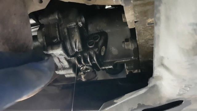 Toyota Rav4. Перелив масла в раздатке. Классика жанра. смотреть онлайн