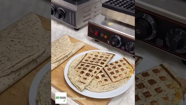 КЕСАДИЛИЯ В ВАФЕЛЬНИЦАХ ДЛЯ БЕЛЬГИЙСКИХ ВАФЕЛЬ И САНДВИЧЕЙ.