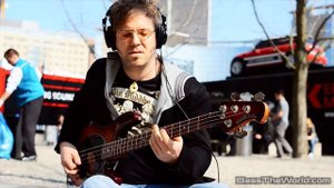 MUSIC MAN STINGRAY 4 ROASTED MAPLE NECK