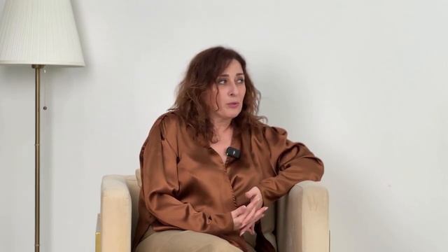 Интервью с автором канала Аидой смотреть онлайн